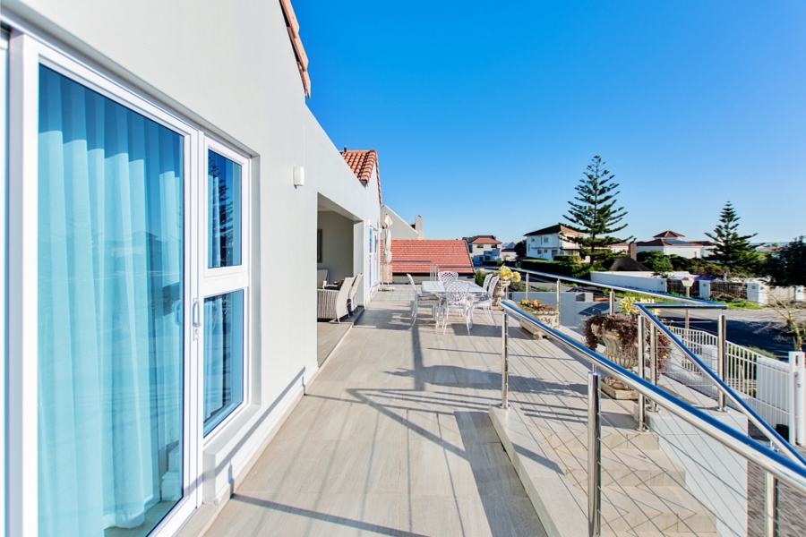 4 Bedroom Property for Sale in Port Owen Western Cape